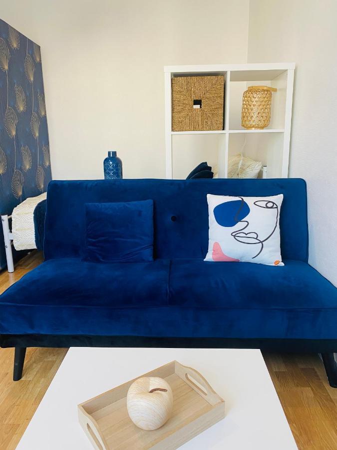 Appartement Superbe Studio Au Pied De La Gare De *